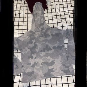 XS Grey Camo Cropped Hoodie